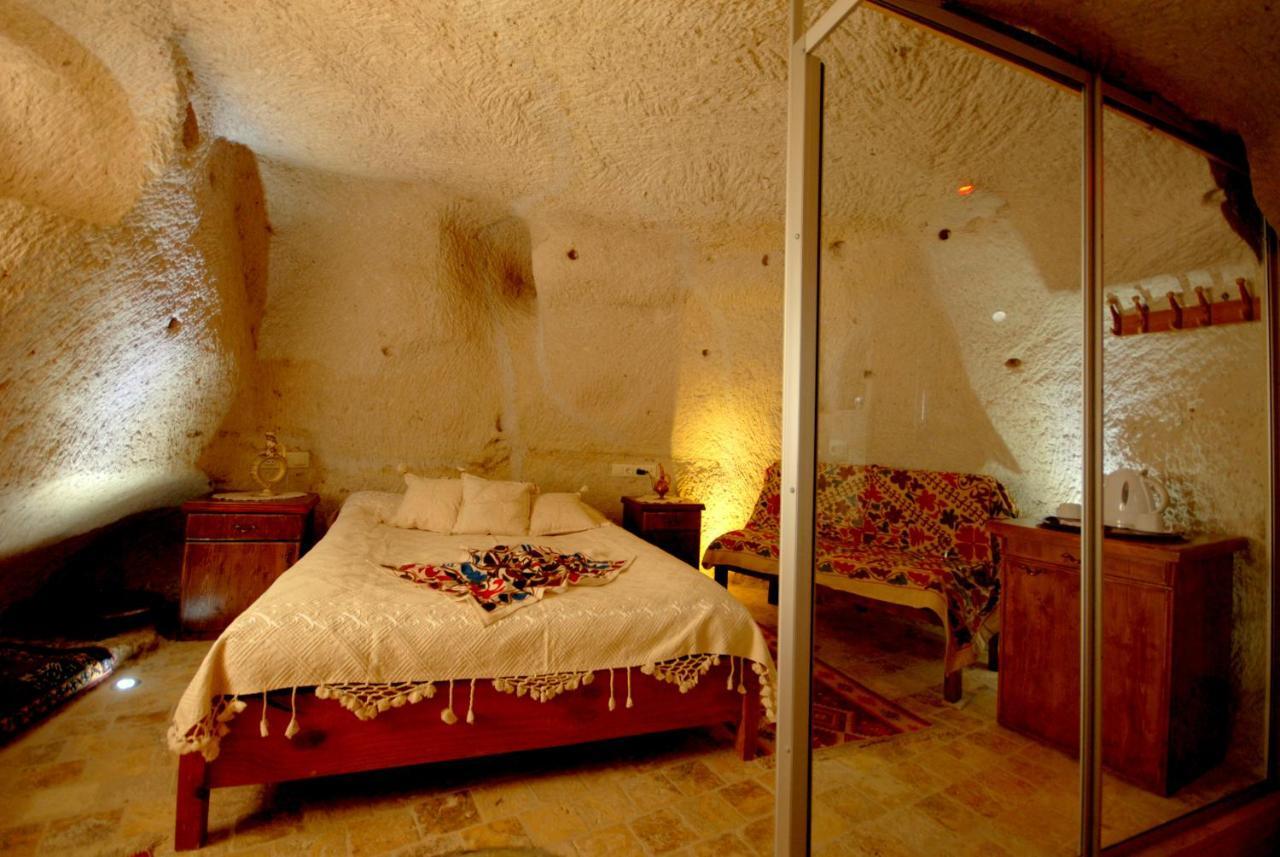 Arif Cave Hotel 2*